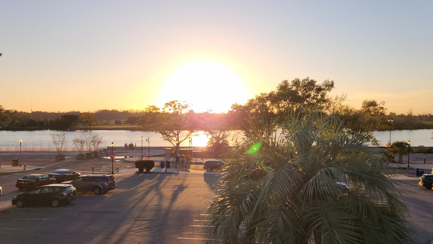 EZ Electric Bike Rentals Wilmington Sunset Tour image of a sunset over the river desktop image